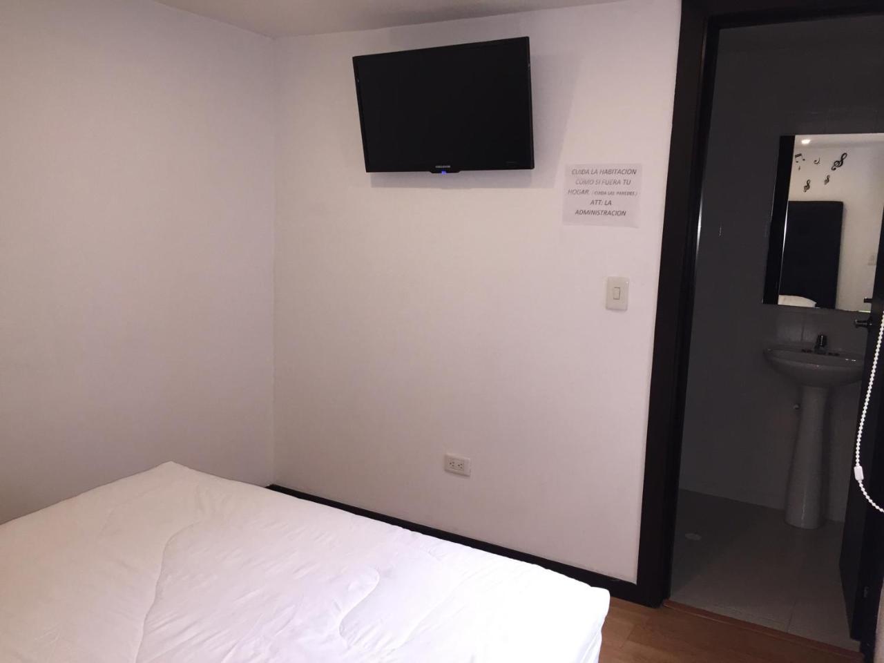 Hotel Montecarlo Boutique ボゴタ エクステリア 写真