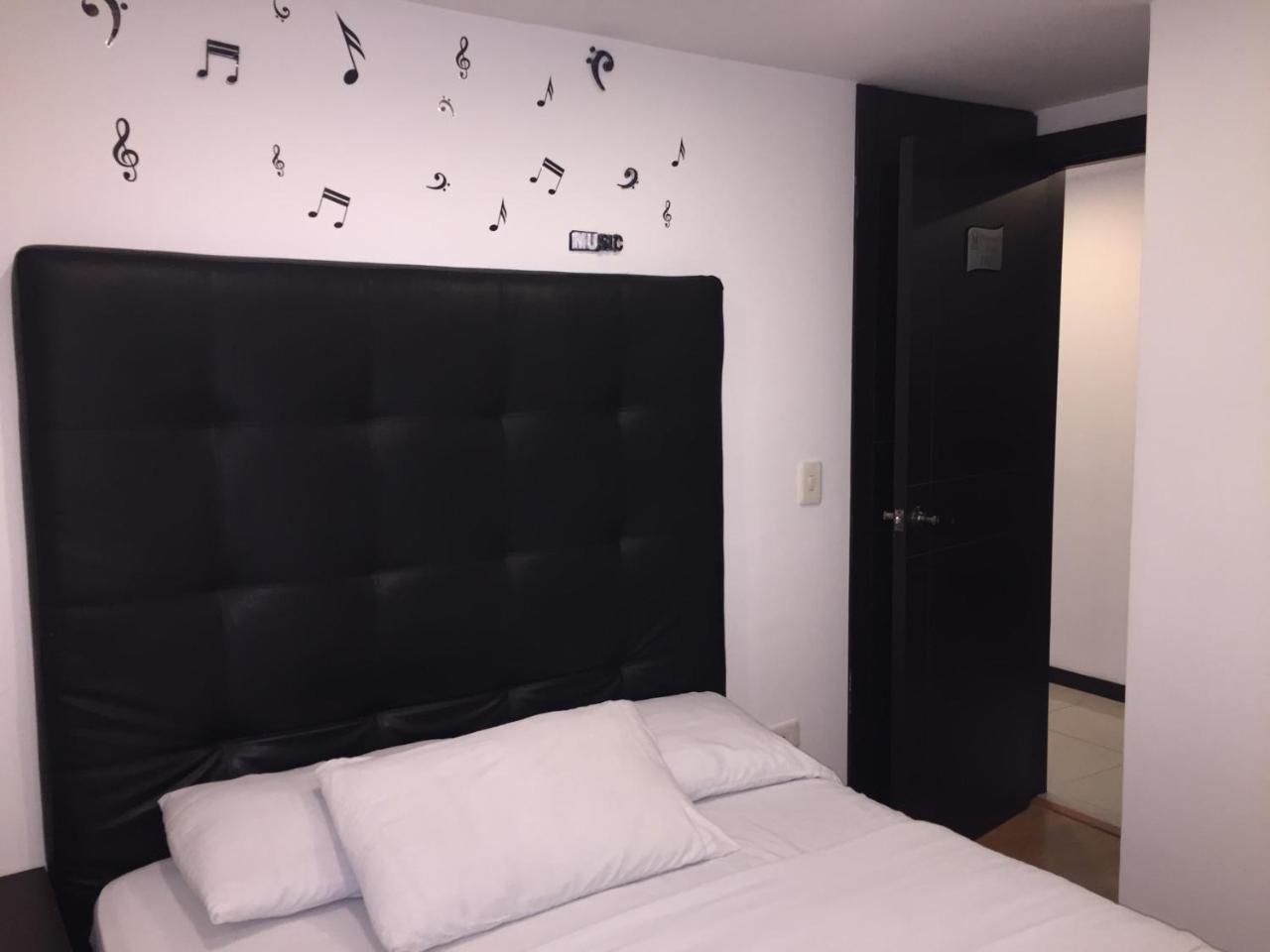 Hotel Montecarlo Boutique ボゴタ エクステリア 写真