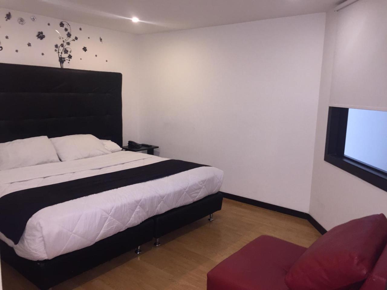 Hotel Montecarlo Boutique ボゴタ エクステリア 写真