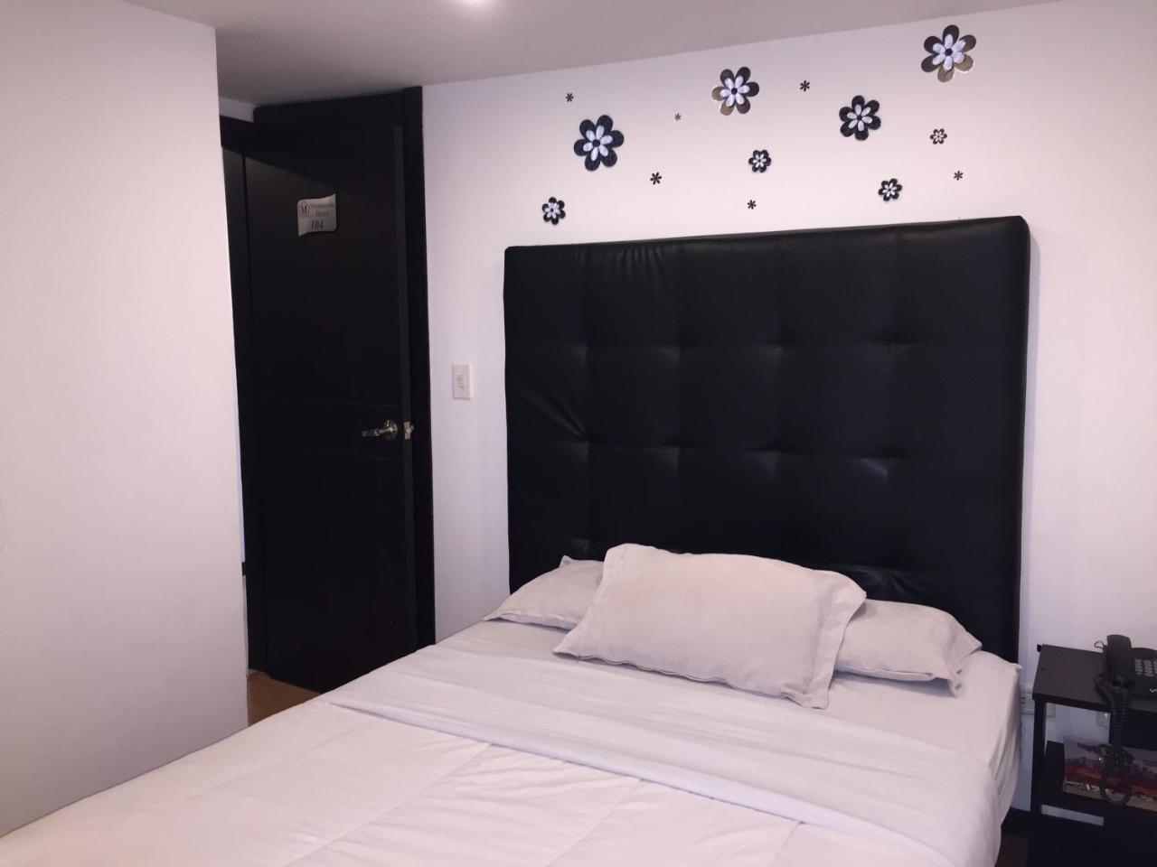 Hotel Montecarlo Boutique ボゴタ エクステリア 写真